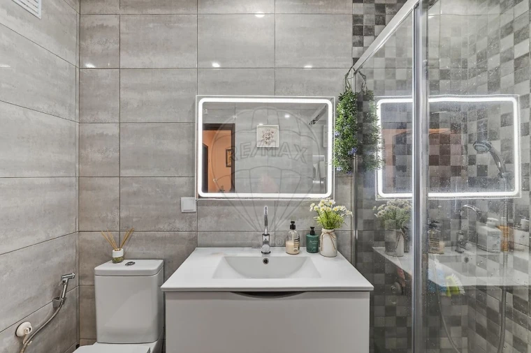 Apartamento T2 para Venda em Queluz e Belas Foto 5