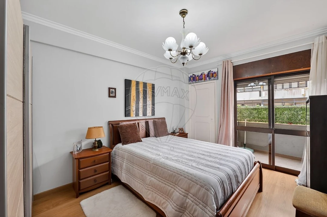 Apartamento T2 para Venda em Queluz e Belas Foto 18