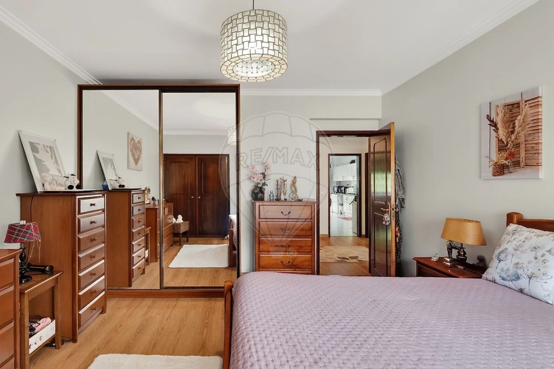 Apartamento T2 para Venda em Queluz e Belas Foto 19