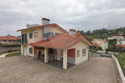 Moradia T3 para Venda em Pinheiro da Bemposta, Travanca e Palmaz