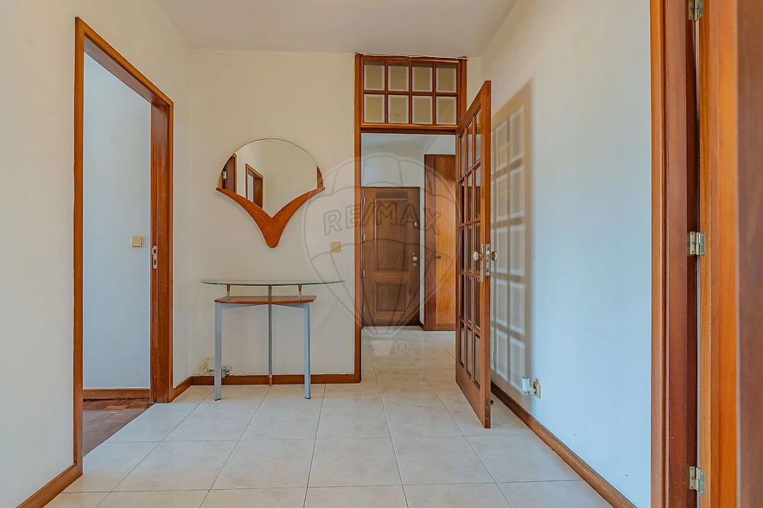 Apartamento T3 para Venda em Santa Maria de Lamas Foto 17