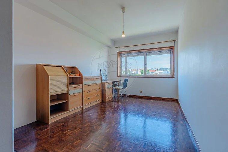 Apartamento T3 para Venda em Santa Maria de Lamas Foto 12