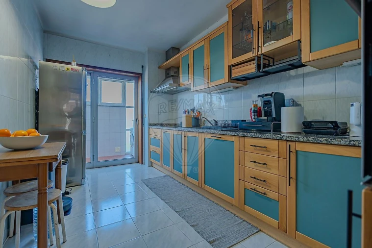 Apartamento T3 para Venda em Santa Maria de Lamas Foto 19