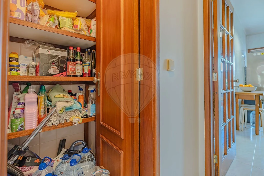 Apartamento T3 para Venda em Santa Maria de Lamas Foto 23