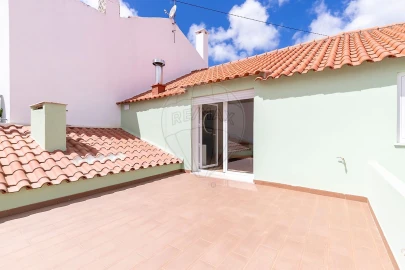 Moradia T3 para Venda em Enxara do Bispo, Gradil e Vila Franca do Rosário