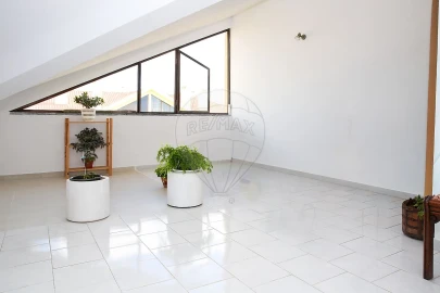 Apartamento T2 para Venda em Santo Quintino