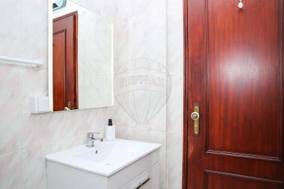 Apartamento T2 para Venda em Santo Quintino