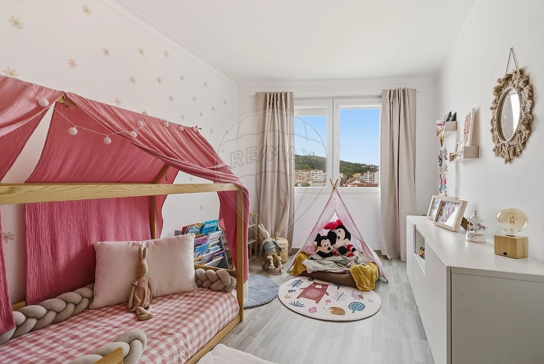 Apartamento T2 para Venda em Santa Maria, São Pedro e Matacães Foto 23