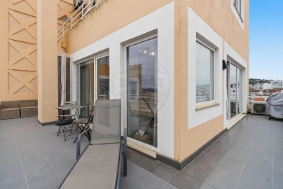 Apartamento T2 para Venda em Santa Maria, São Pedro e Matacães