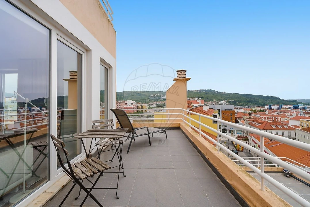 Apartamento T2 para Venda em Santa Maria, São Pedro e Matacães Foto 15