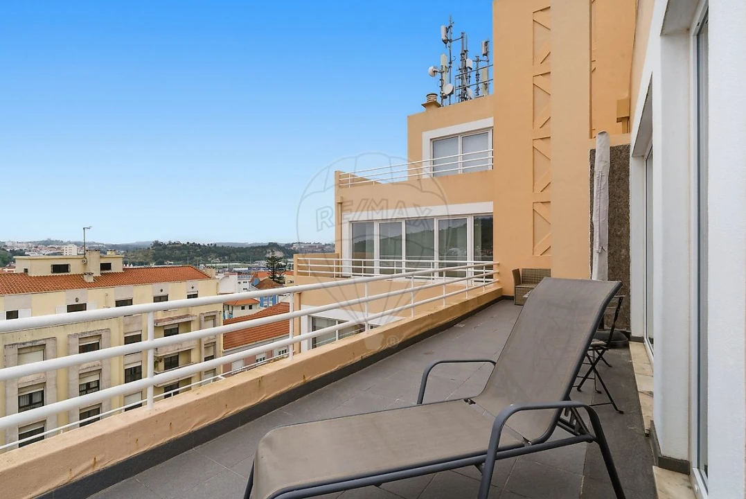 Apartamento T2 para Venda em Santa Maria, São Pedro e Matacães Foto 16