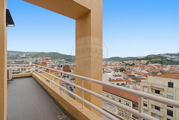 Apartamento T2 para Venda em Santa Maria, São Pedro e Matacães Foto 28