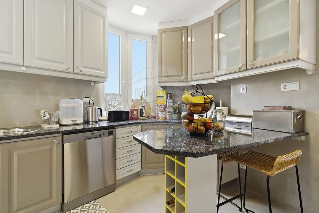 Apartamento T2 para Venda em Santa Maria, São Pedro e Matacães Foto 12