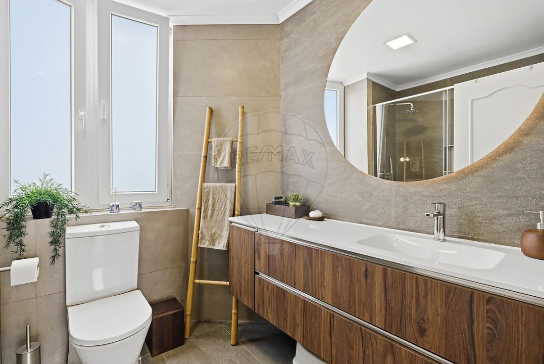 Apartamento T2 para Venda em Santa Maria, São Pedro e Matacães Foto 26