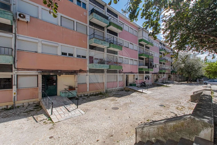 Apartamento T2 para Venda em Alto do Seixalinho, Santo André e Verderena Foto 2