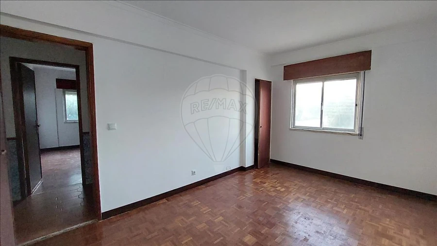 Apartamento T3 para Venda em Rio de Mouro Foto 15