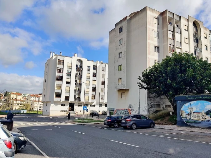 Apartamento T3 para Venda em Rio de Mouro Foto 19