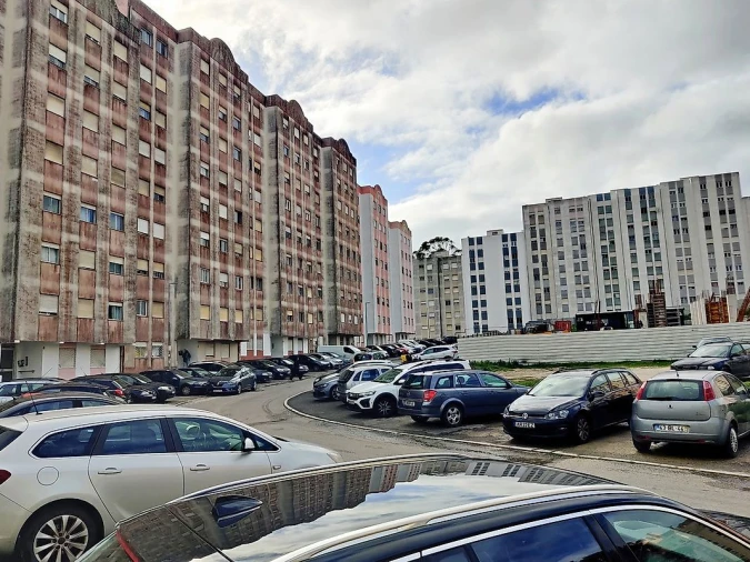 Apartamento T3 para Venda em Rio de Mouro Foto 11