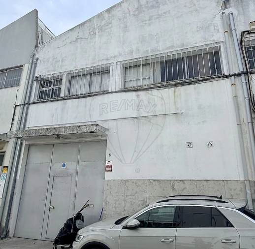 Armazém para Arrendamento em Alfragide Foto 14
