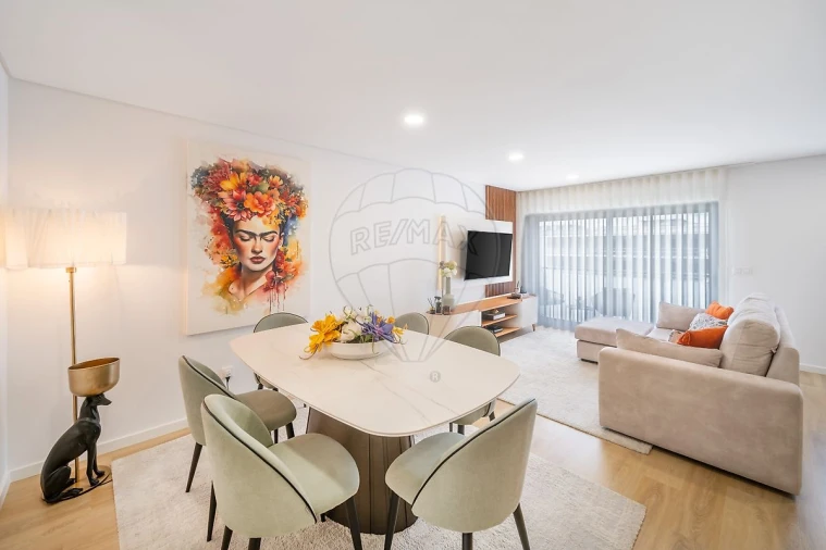 Apartamento T2 para Venda em Vagos e Santo António Foto 23