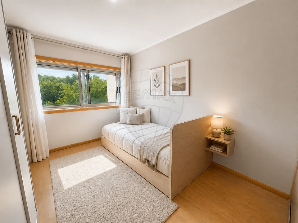 Apartamento T2 para Venda em Moreira Foto 2