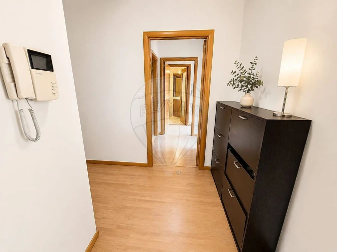 Apartamento T2 para Venda em Moreira Foto 10