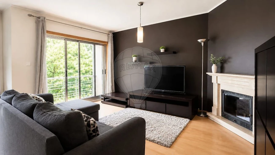 Apartamento T2 para Venda em Moreira Foto 6