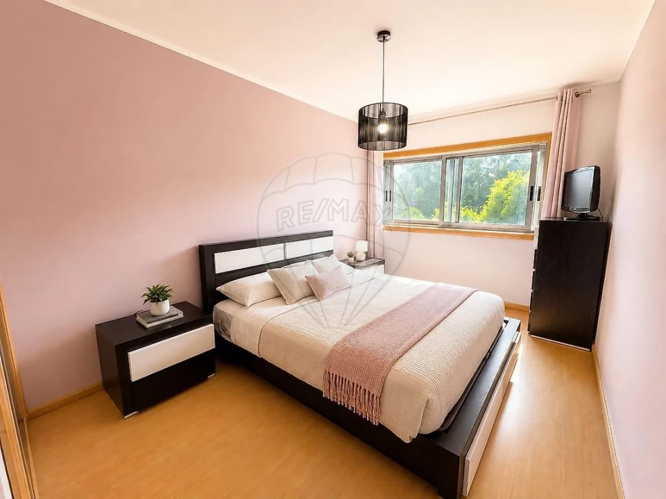 Apartamento T2 para Venda em Moreira Foto 9