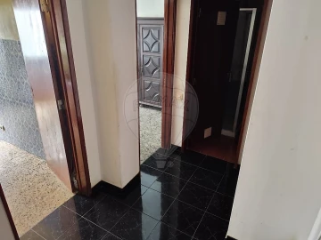 Apartamento T1 para Venda em Azambuja