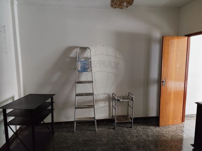 Apartamento T1 para Venda em Azambuja Foto 18
