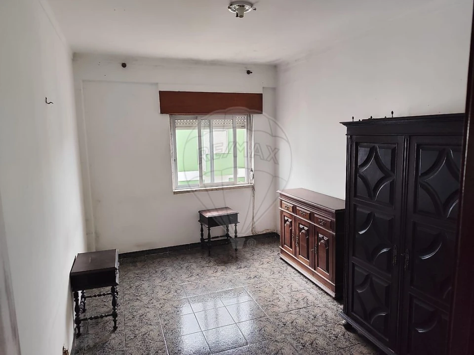 Apartamento T1 para Venda em Azambuja Foto 10