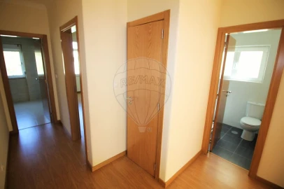 Apartamento T2 para Arrendamento em Vila Franca de Xira