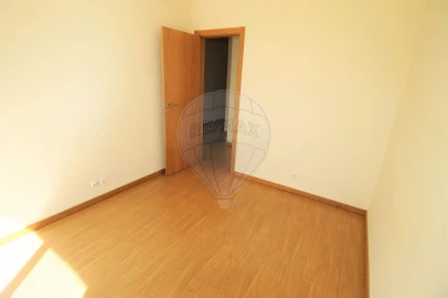 Apartamento T2 para Arrendamento em Vila Franca de Xira