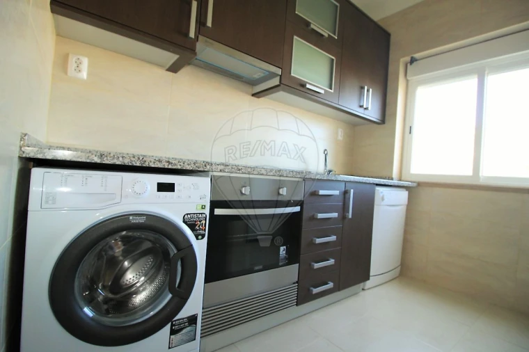 Apartamento T2 para Arrendamento em Vila Franca de Xira Foto 12