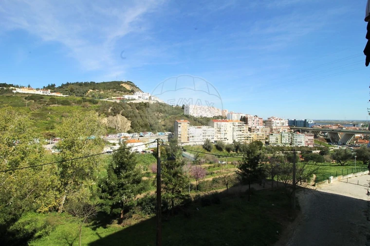 Apartamento T2 para Arrendamento em Vila Franca de Xira Foto 16