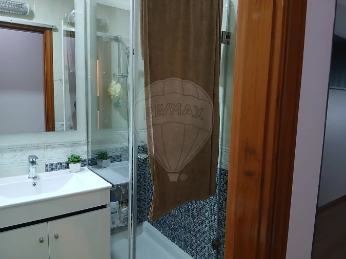 Apartamento T2 para Venda em Aguas Santas Foto 16