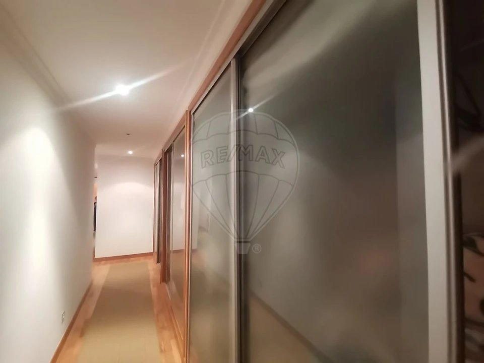 Apartamento T4 para Venda em Buarcos Foto 17