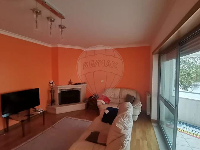 Apartamento T4 para Venda em Buarcos Foto 10