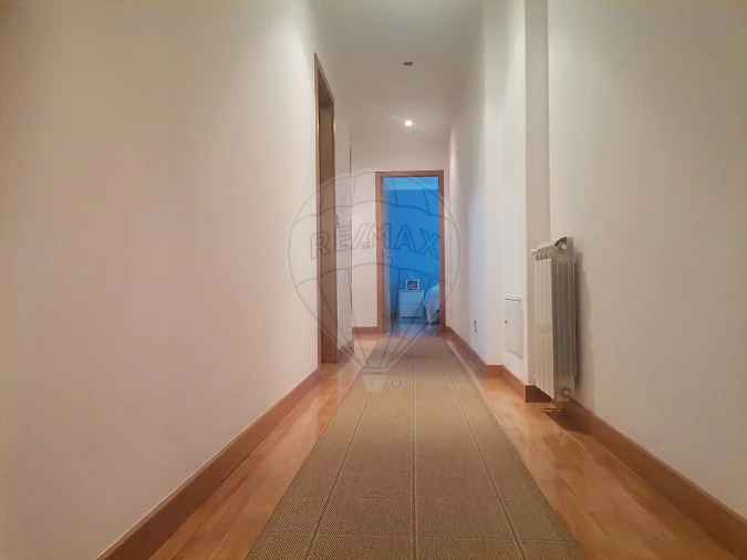 Apartamento T4 para Venda em Buarcos Foto 26