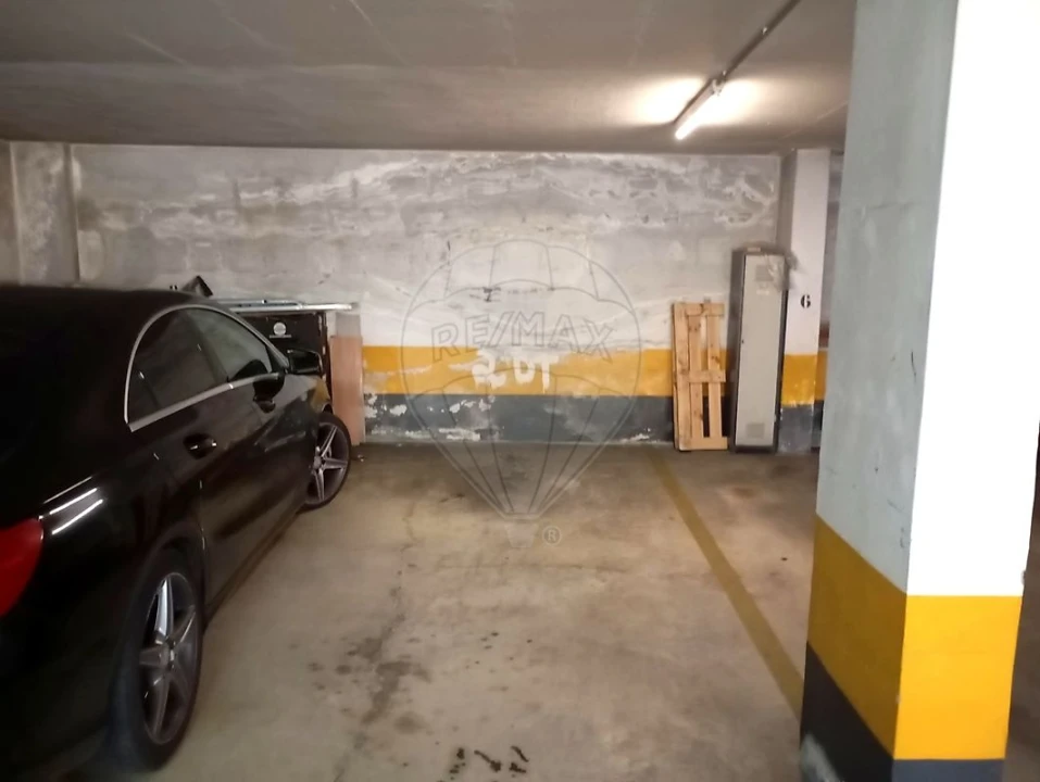 Apartamento T2 para Arrendamento em Tavarede Foto 18