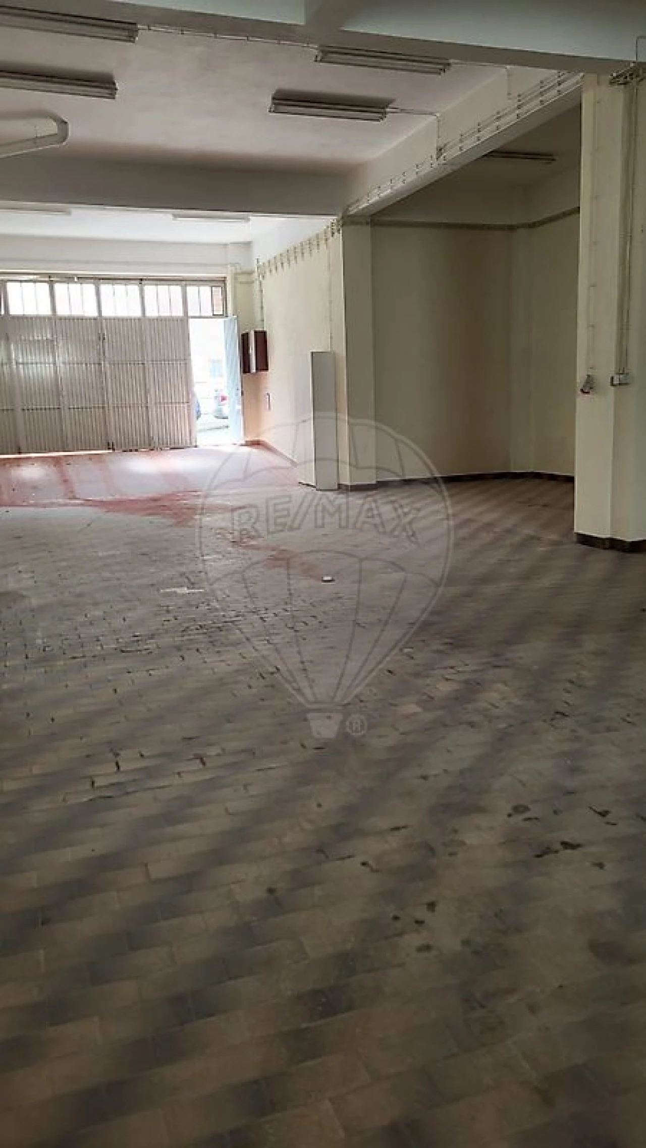 Armazém para Venda em Camarate, Unhos e Apelação Foto 9