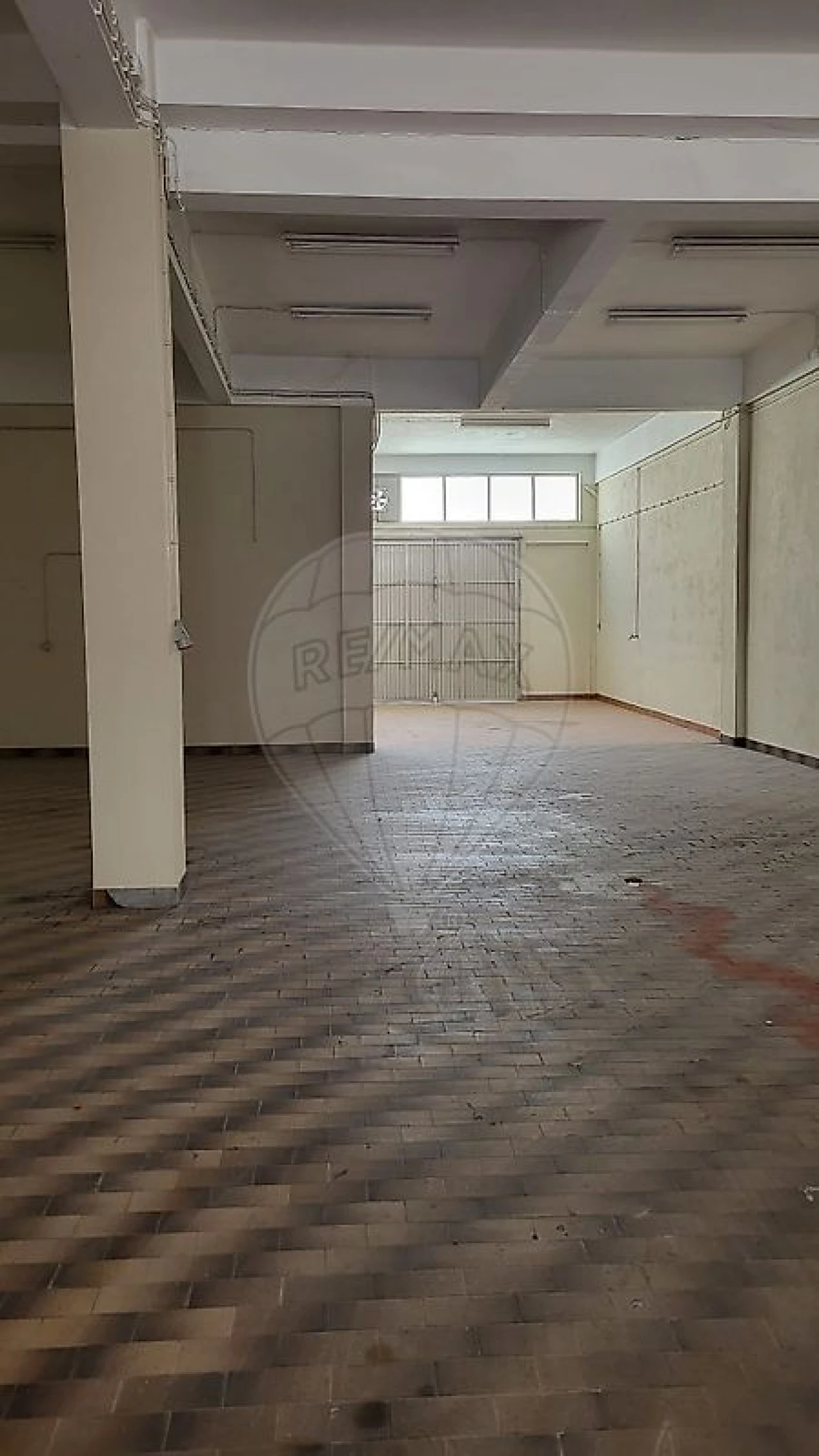 Armazém para Venda em Camarate, Unhos e Apelação Foto 8