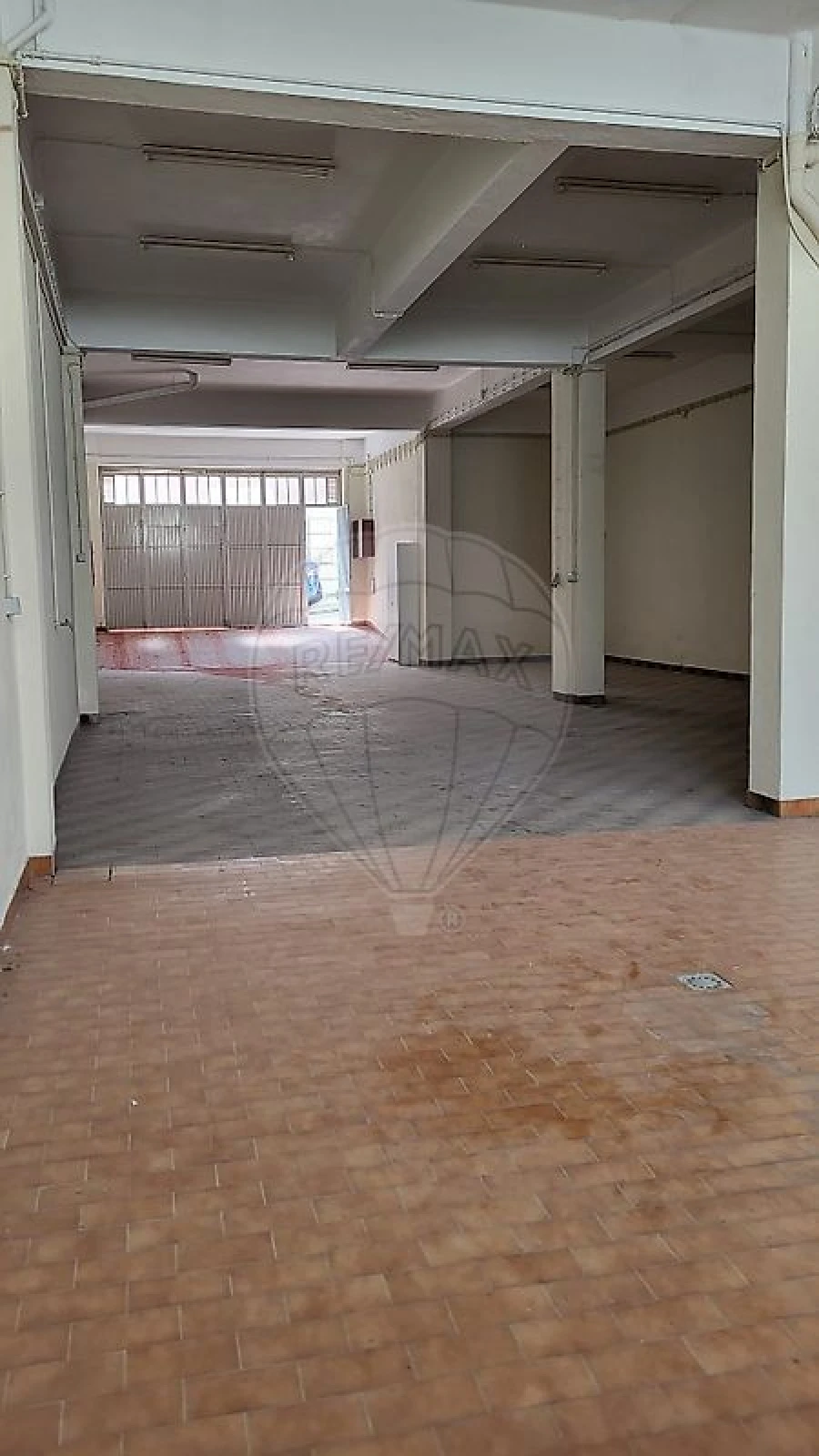 Armazém para Venda em Camarate, Unhos e Apelação Foto 11