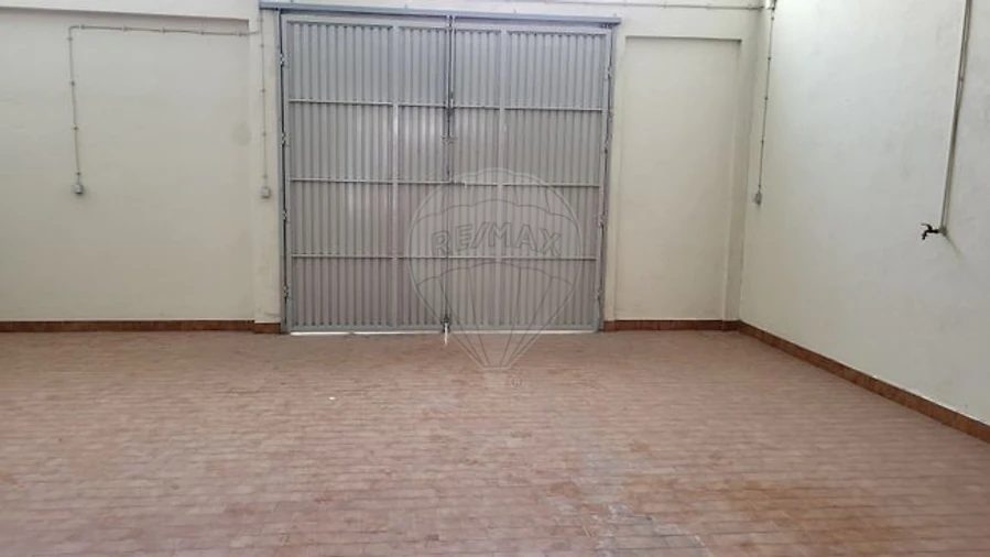 Armazém para Venda em Camarate, Unhos e Apelação Foto 2