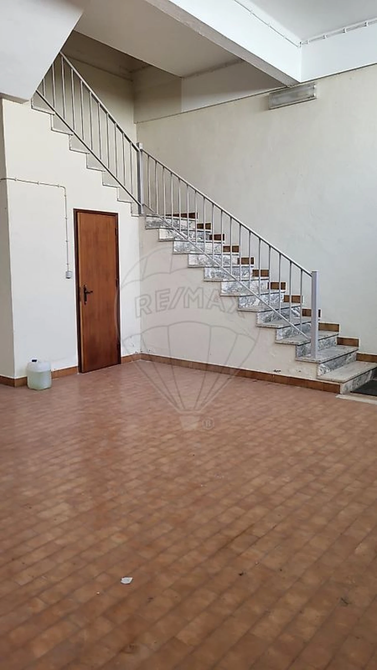 Armazém para Venda em Camarate, Unhos e Apelação Foto 12