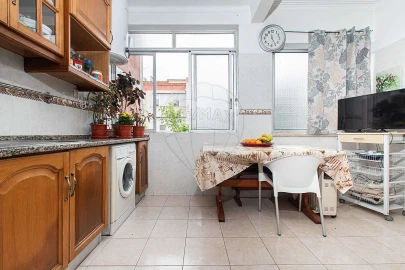 Apartamento T2 para Venda em Agualva e Mira-Sintra