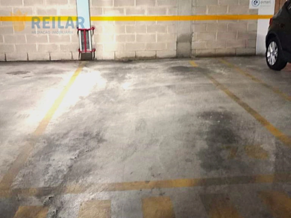 Negócio para Arrendamento em São Vicente Foto 3