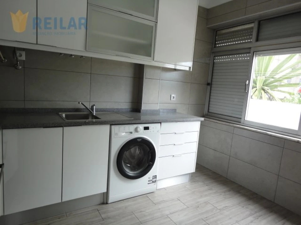 Apartamento T2 para Arrendamento em Santa Iria de Azoia, São João da Talha e Bobadela Foto 6