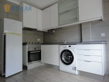 Apartamento T2 para Arrendamento em Santa Iria de Azoia, São João da Talha e Bobadela