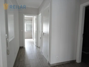 Apartamento T2 para Arrendamento em Santa Iria de Azoia, São João da Talha e Bobadela